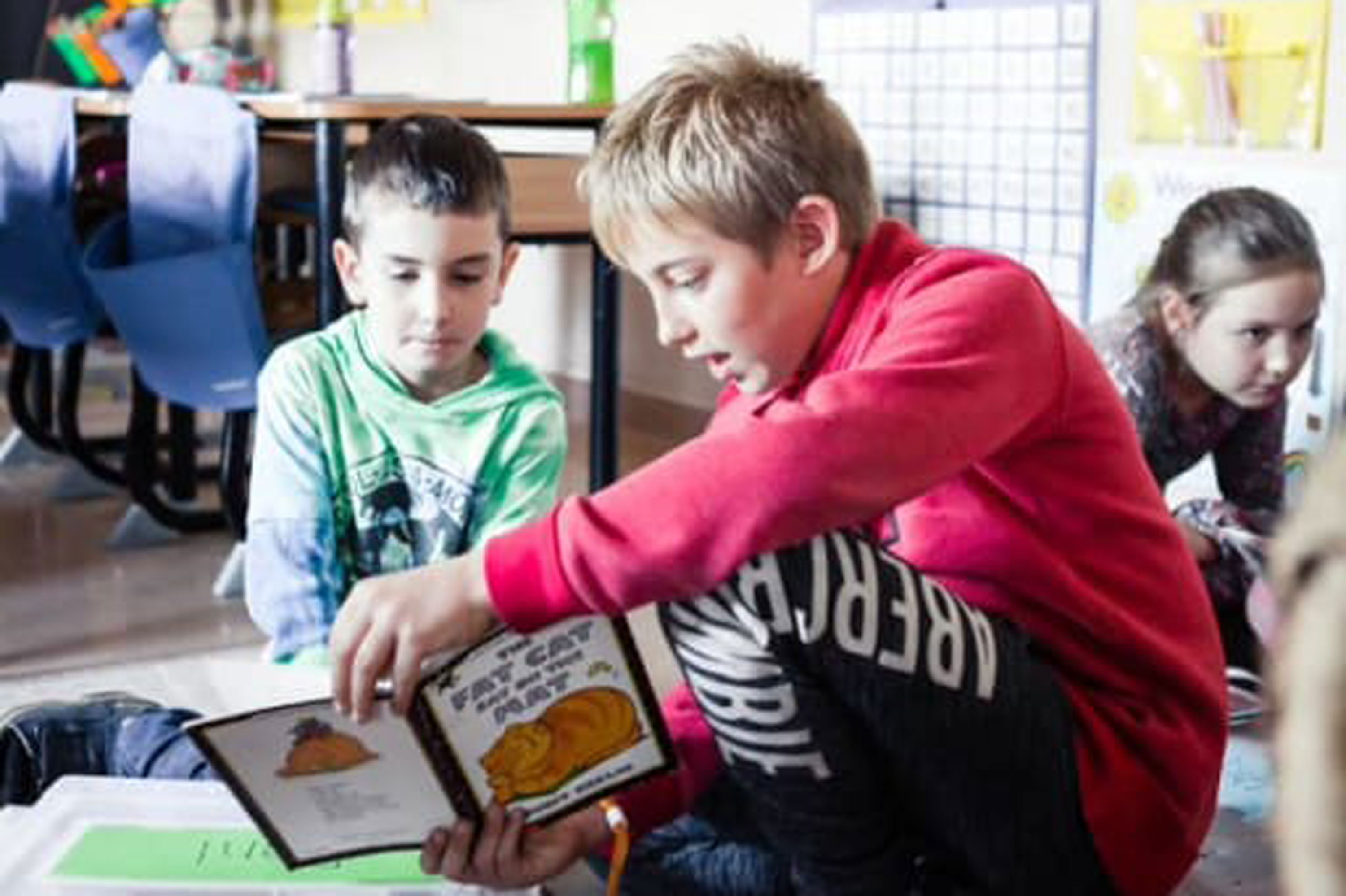 Kids reading together