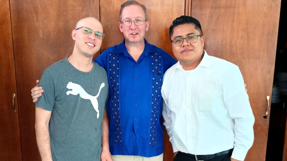 Resonate missionary David Gifford (center) with Pastor Hernan (right) and another local pastor (left)